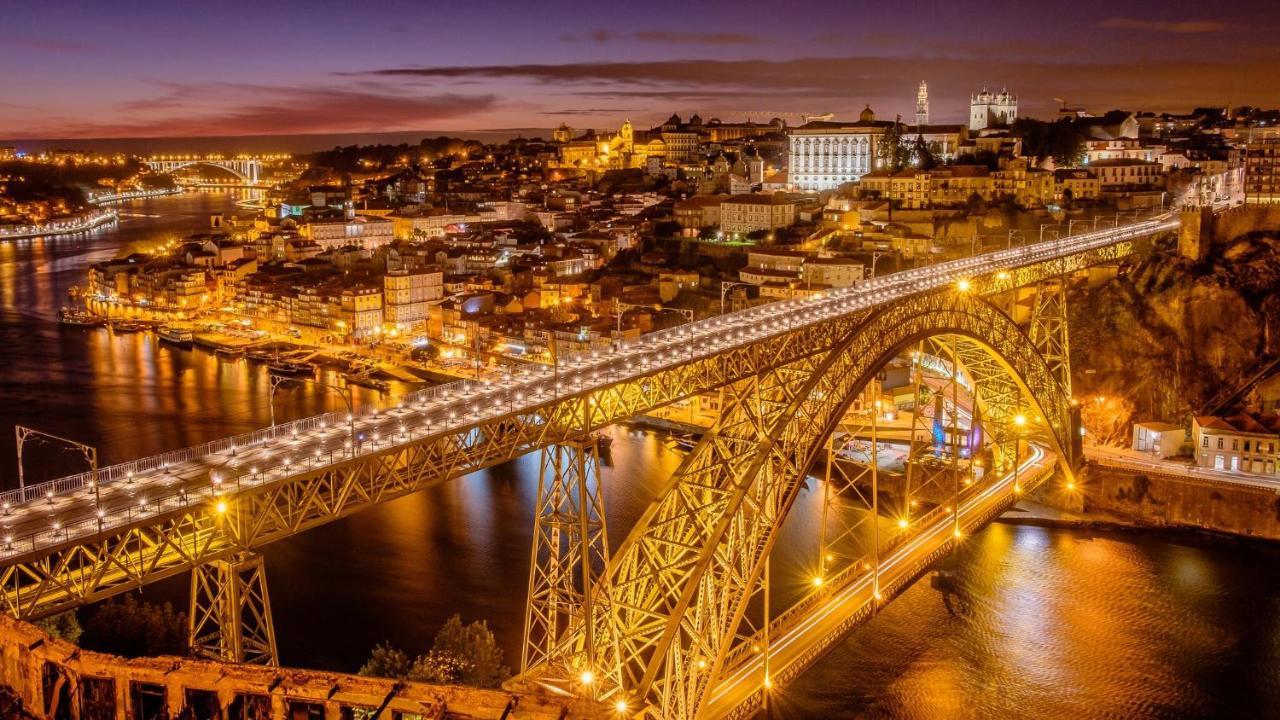 Oporto Downtown View Apartment ภายนอก รูปภาพ
